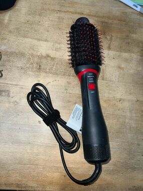 Hair Dryer Round Brush!